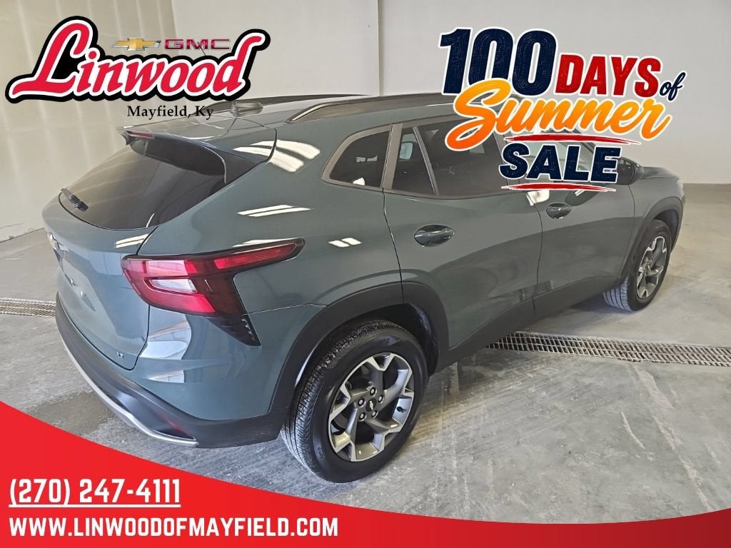2025 Chevrolet Trax — side profile view